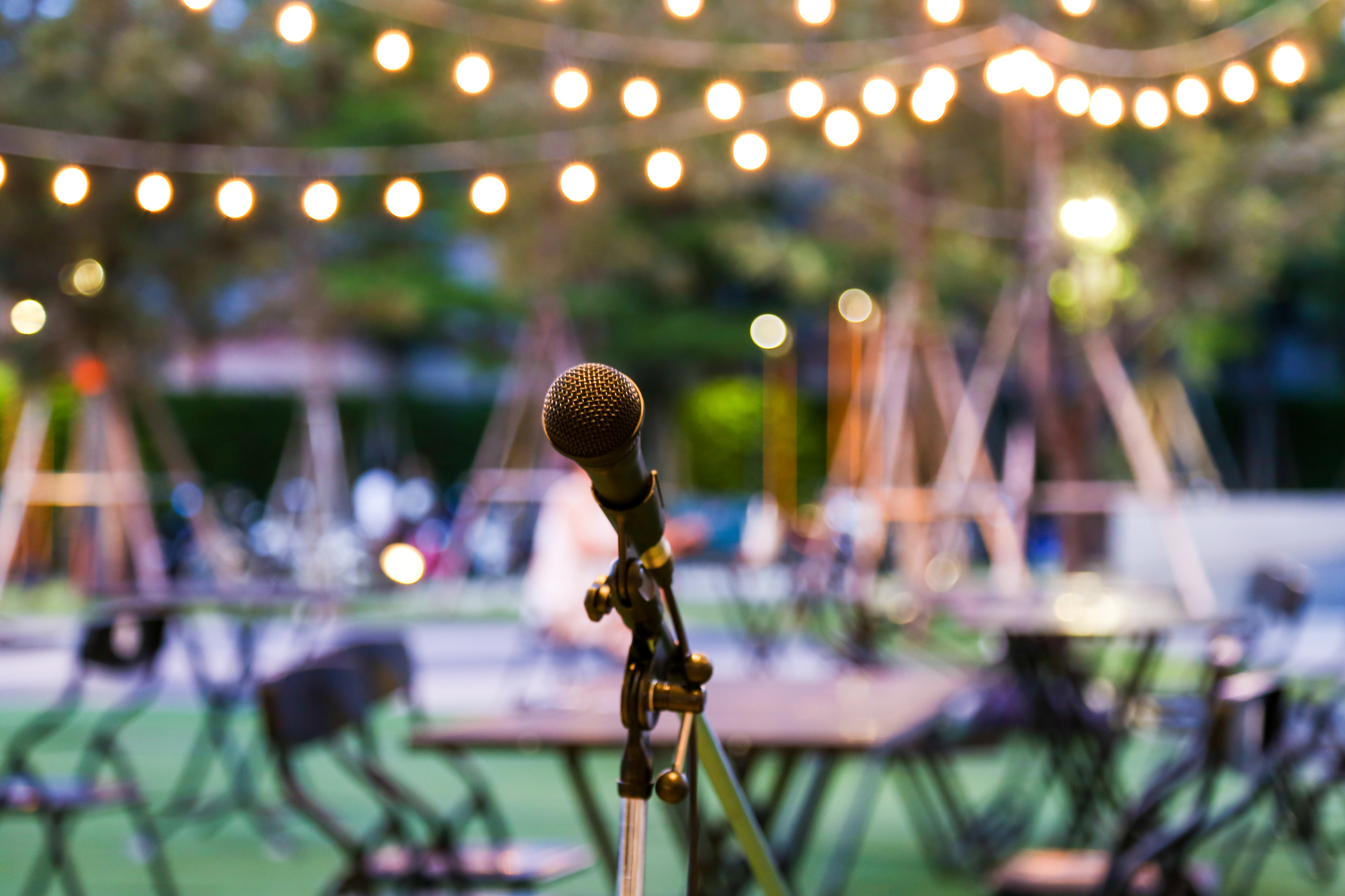 Outdoor Event Lighting: How to Choose the Right Rental Equipment