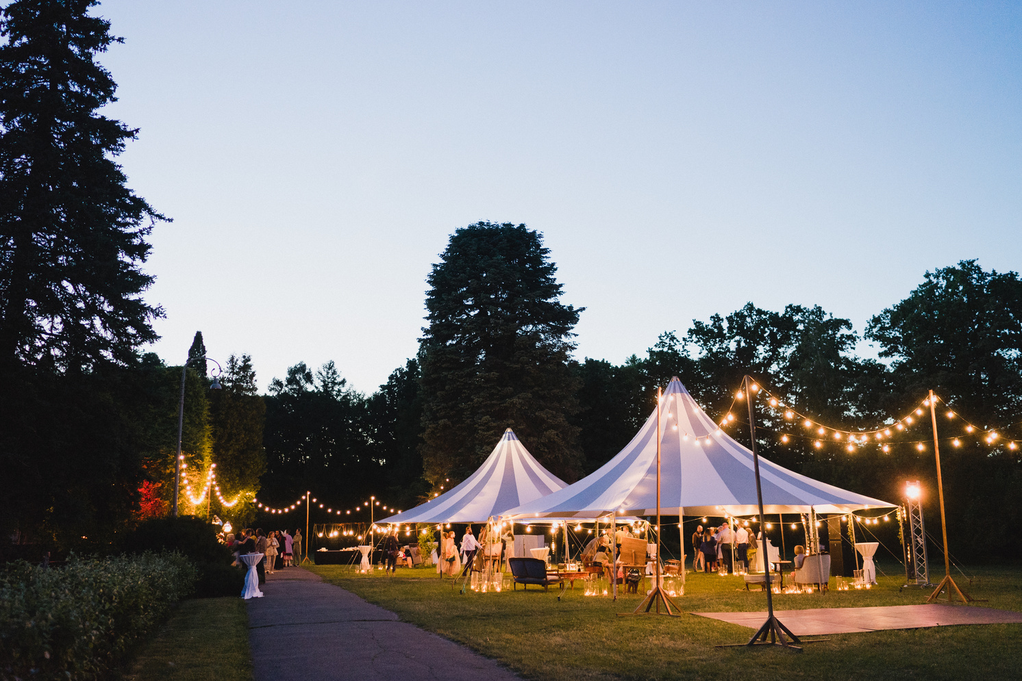 outdoor wedding tents and lighting